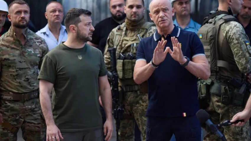 Зеленський дав доручення Сирському: чи справді в Одесі відбудеться зміна влади Зеленський дав доручення Сирському: чи справді в Одесі відбудеться зміна влади