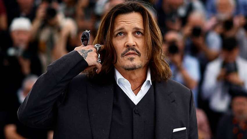 Шарлиз Терон проигнорировала Джонни Деппа на Неделе моды в Париже (ВИДЕО)