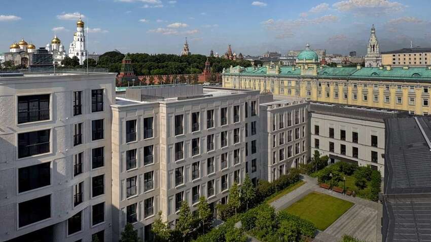 Семья Краснова скрывает недвижимость в центре Москвы: шокирует на кого оформлена Семья Краснова скрывает недвижимость в центре Москвы: шокирует на кого оформлена