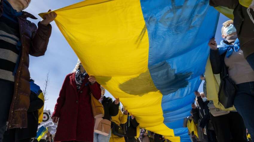 Украинцы отрицают гендерное неравенство, но есть один момент, который до сих пор разделяет общество