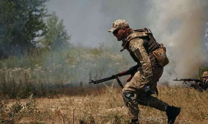 Українські захисники знищили розвідгрупу і не дали прорватися одразу на кількох напрямках