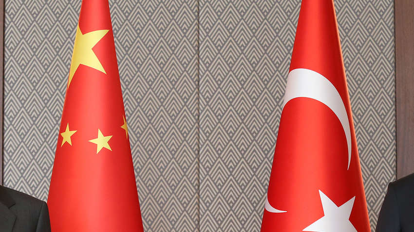 Две страны спасли Россию от "порохового голода": СМИ узнали, кто и как помогает Кремлю