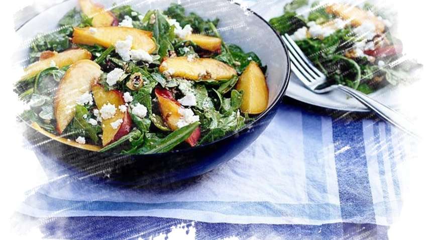 Хит лета: рецепт низкокалорийного салата для фигуры Хит лета: рецепт низкокалорийного салата для фигуры