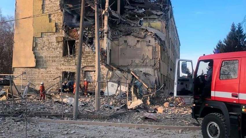 Российские оккупанты нанесли ракетный удар по Бердичеву в Житомирской области: есть пострадавшие