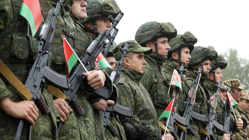 У Білорусі розповіли, хто їх "втягує" у війну