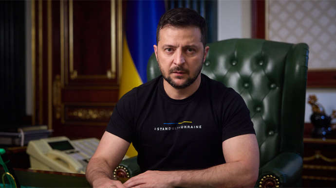 Зеленский призвал НАТО нанести превентивный удар по РФ. В Москве отреагировали Зеленский призвал НАТО нанести превентивный удар по РФ. В Москве отреагировали