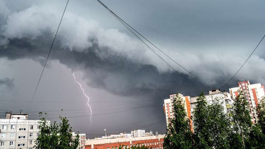 У 3 областях України оголошено штормове попередження через негоду