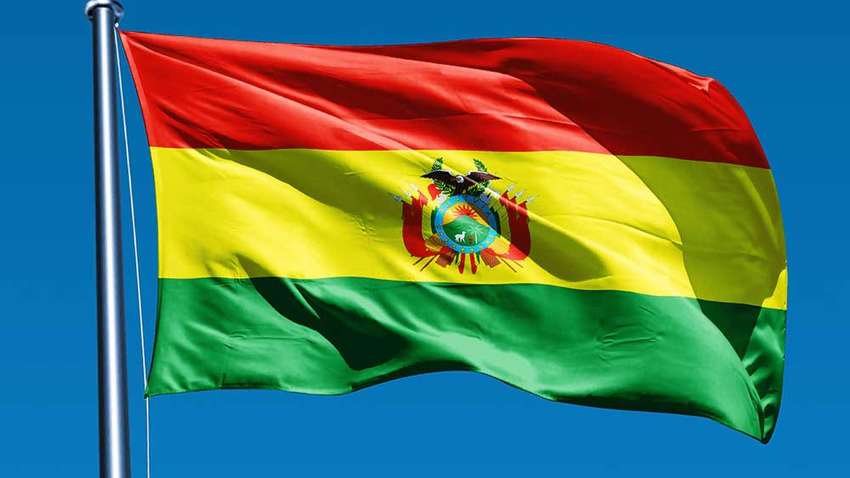 Президент Боливии объявил, что не оставит свой пост