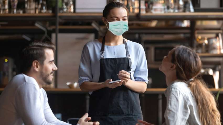 Министр здравоохранения попался на серьезном нарушении карантина. Теперь его отправят в отставку Министр здравоохранения попался на серьезном нарушении карантина. Теперь его отправят в отставку