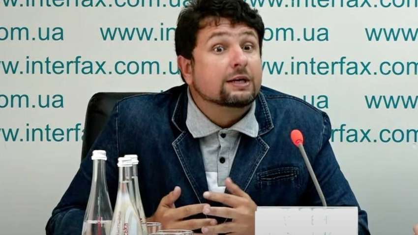 Замість держекспертизи шламових полів МГЗ активісти звернулися до приватного експерта Юрченка Замість держекспертизи шламових полів МГЗ активісти звернулися до приватного експерта Юрченка