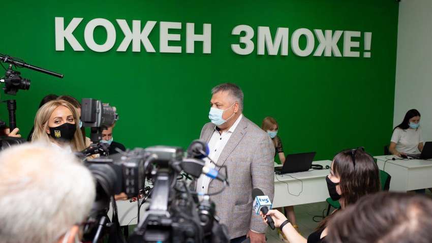 Партия "Слуга народа" в Запорожье объявила набор новой команды накануне местных выборов Партия "Слуга народа" в Запорожье объявила набор новой команды накануне местных выборов