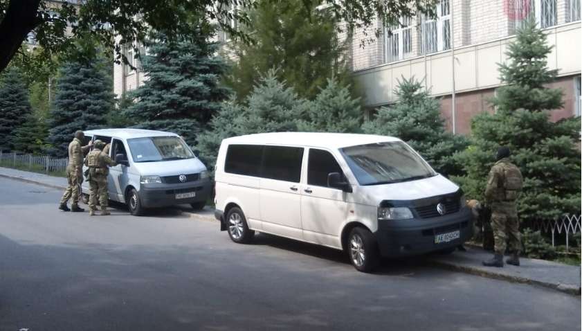 Силовики завітали з обшуком у будинок ГФС в Дніпрі, - ВІДЕО