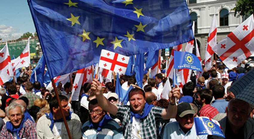 Грузия продолжает смотреть в сторону РФ: в ЕС сделали новое предупреждение Грузия продолжает смотреть в сторону РФ: в ЕС сделали новое предупреждение
