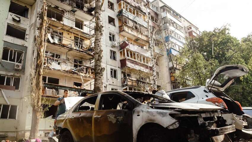 Курська дитяча поліклініка №6 чотири місяці без вікон після атаки дронів – що відбувається з дітьми росіян в холодних кабінетах Курська дитяча поліклініка №6 чотири місяці без вікон після атаки дронів – що відбувається з дітьми росіян в холодних кабінетах