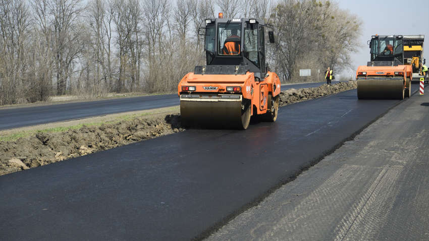 Программу Зеленского по строительству дорог угрожают сорвать «тендерные тролли», - СМИ