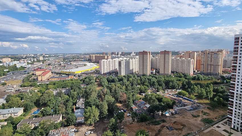 Путина попросили защитить "русскоязычное население" еще в одном городе