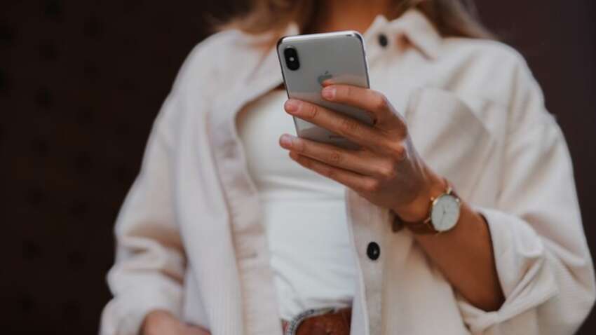 Можна купити квартиру в Києві: скільки коштує найдорожчий номер телефону в Україні