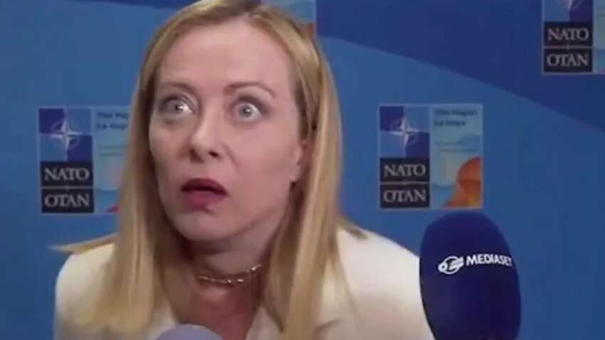 В Италии после реставрации фрески ангел стал похож на Джорджу Мелони (ФОТО)