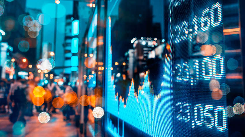 Ціни на нафту повернулися до зростання після історичної угоди ОПЕК+