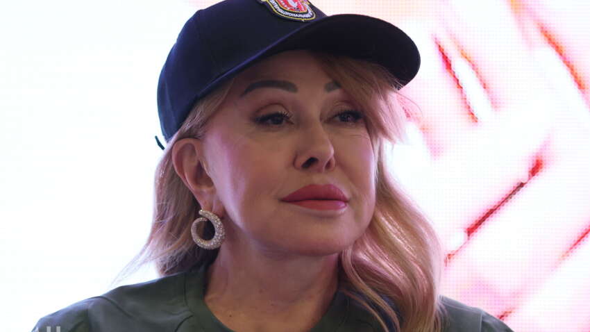  Певица из Украины, поддерживающая режим Кремля, перенесла сложную операцию