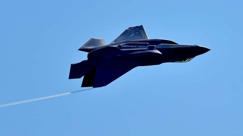 Винищувач F-35 Великобританії впав у Середземне море