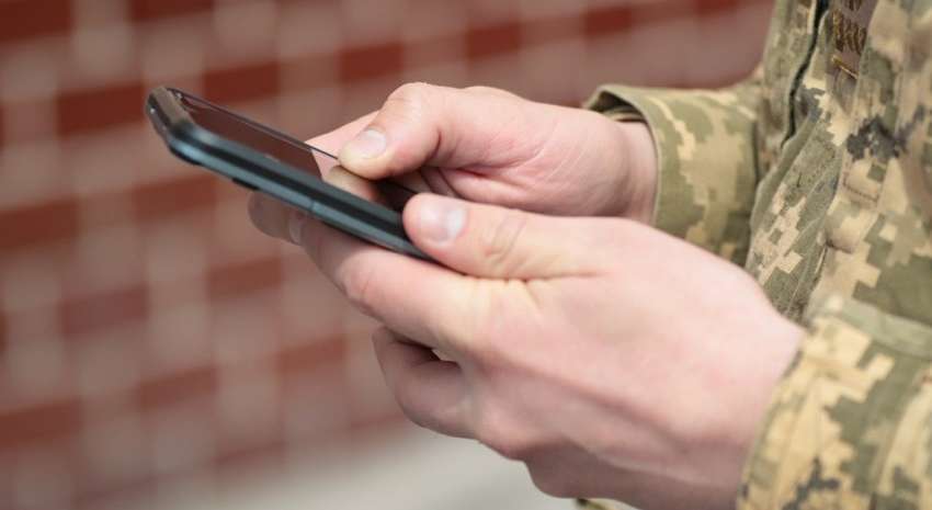 Новые возможности для военных: изменить место службы можно через приложение "Армия+"