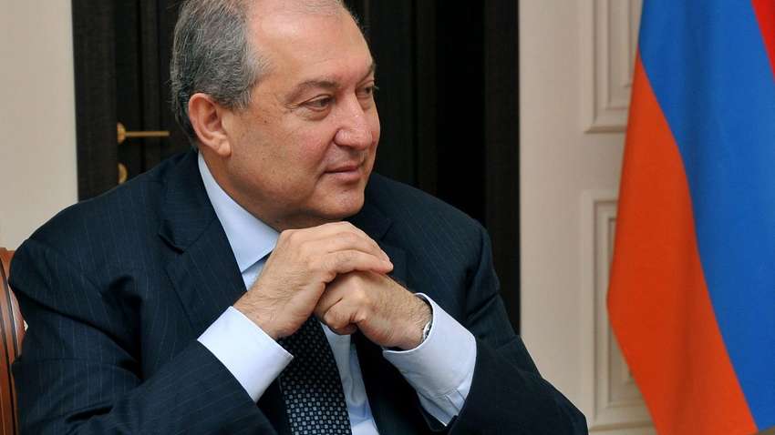 Президент Армении заразился коронавирусом