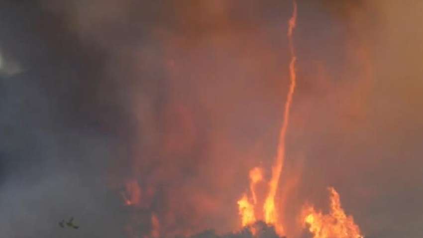 В России пронесся огненный смерч (ВИДЕО)