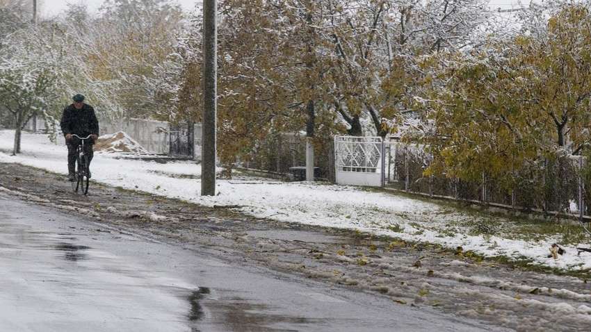 Дощ, сніг і перші сильні морози - яким буде 17 листопада