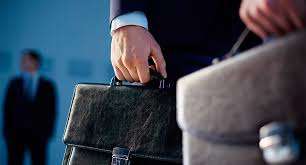 Ничтожно мало. Стало известно, сколько чиновников мобилизовано в Украине