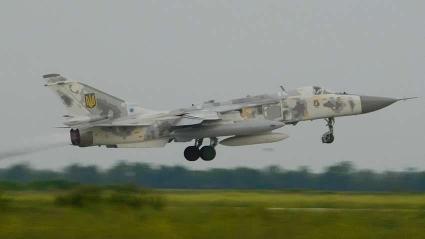 В Україні створили мережу секретних аеродромів: з них запускають ракети Storm Shadow В Україні створили мережу секретних аеродромів: з них запускають ракети Storm Shadow