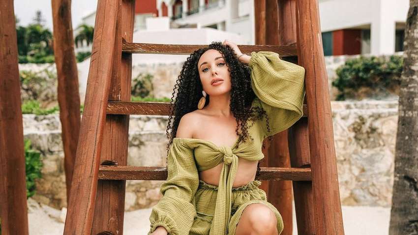 Известную украинскую певицу "скосил" "Омикрон"