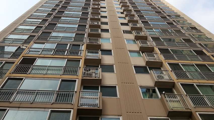 У разі затяжної війни: експерт розповів, як зміняться ціни на нерухомість у Києві