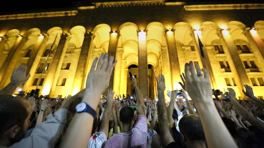 Кремль назвал Грузию русофобской страной и грозит санкциями