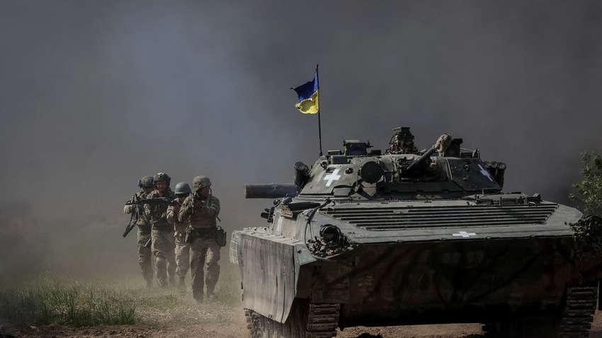 ЗСУ грають у "кішки-мишки" з російською армією на кордоні ЗСУ грають у "кішки-мишки" з російською армією на кордоні