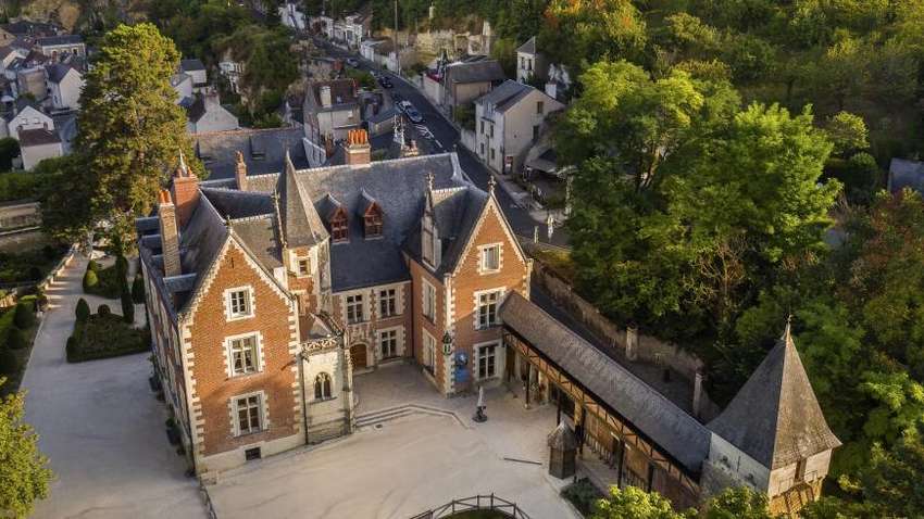 Замок Кло-Люсе: последнее пристанище гения Леонардо Замок Кло-Люсе: последнее пристанище гения Леонардо