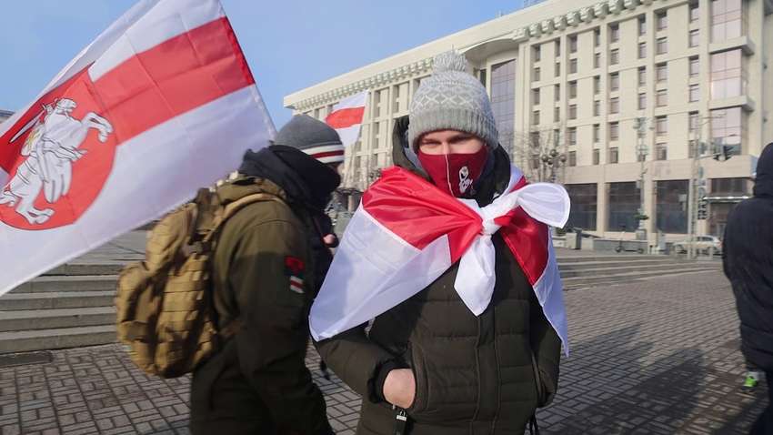 Белорусы вышли на митинг солидарности: задержано более ста человек (видео)