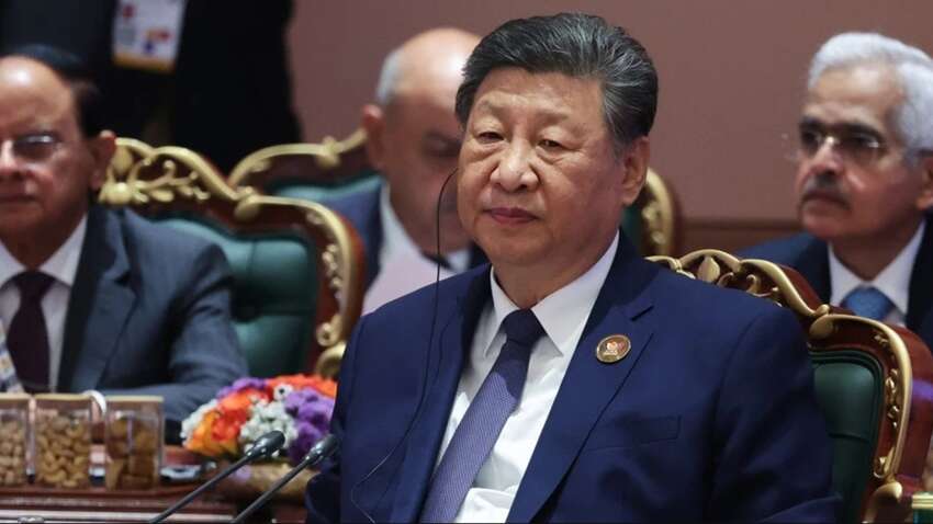 Си срочно исчез с саммита БРИКС: СМИ ошеломили инсайдом о проблемах лидера Китая Си срочно исчез с саммита БРИКС: СМИ ошеломили инсайдом о проблемах лидера Китая