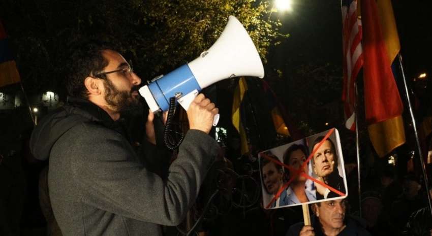 Протести у Вірменії перед самітом ОДКБ із антиросійськими гаслами: про що говорить те, що відбувається