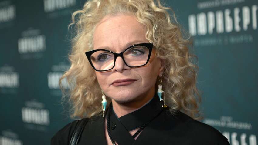 Черная полоса не заканчивается: в Москве отменили юбилейный концерт Долиной Черная полоса не заканчивается: в Москве отменили юбилейный концерт Долиной