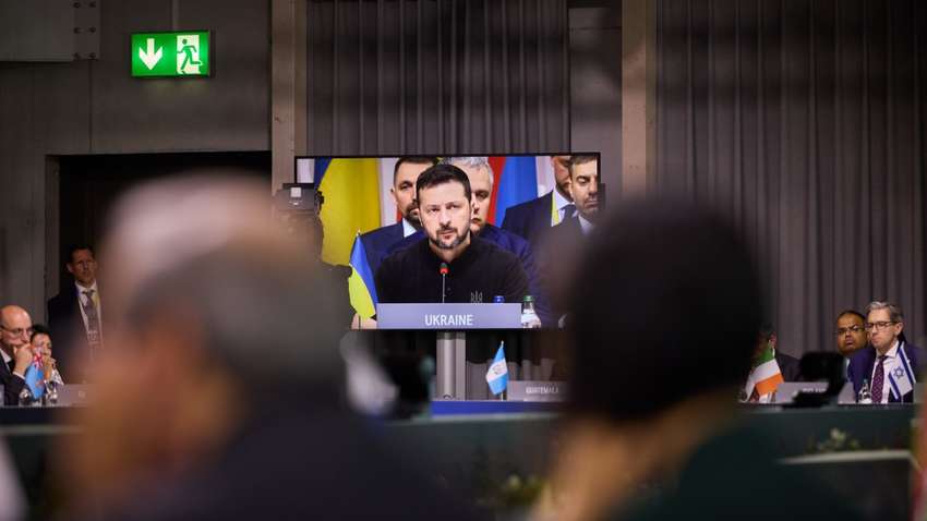 Почему часть стран не подписали итоговое коммюнике саммита мира: что ждать дальше