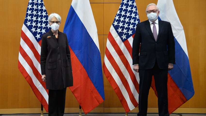 План Путина так и остался на бумаге: чем закончились женевские переговоры США и РФ