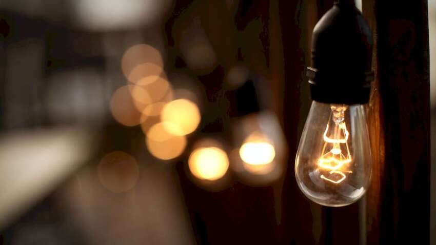 Почти пол суток без света: Укрэнерго сказало кого коснутся отключения