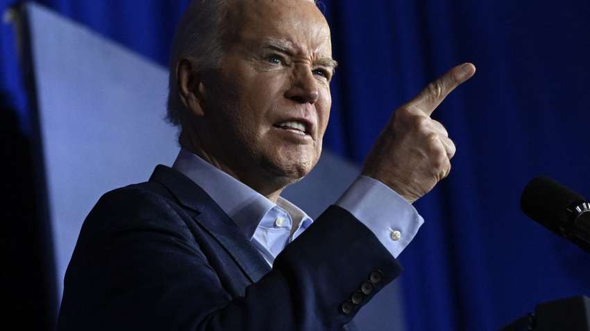 Байден отреагировал на слухи о том, что демократы задумались о его замене после дебатов с Трампом Байден отреагировал на слухи о том, что демократы задумались о его замене после дебатов с Трампом