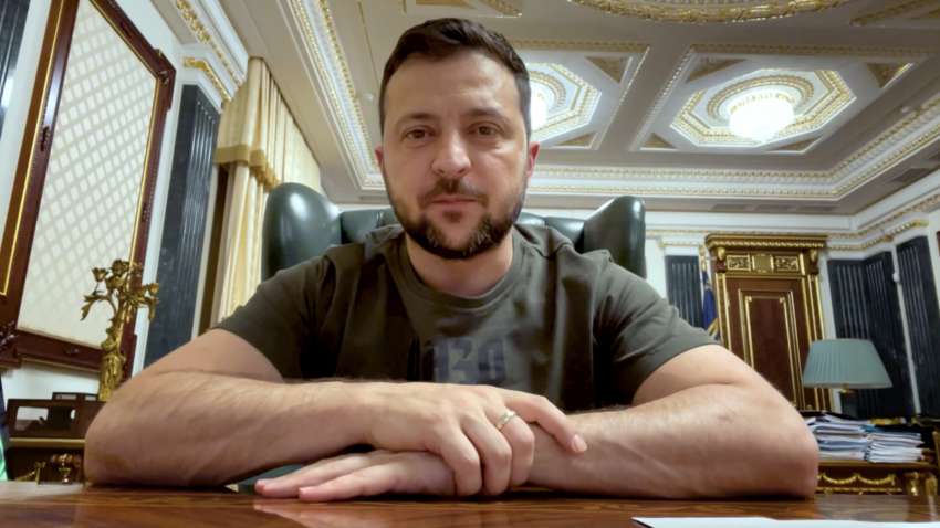 «Очень содержательный день»: Зеленский предупредил украинцев о важных новостях