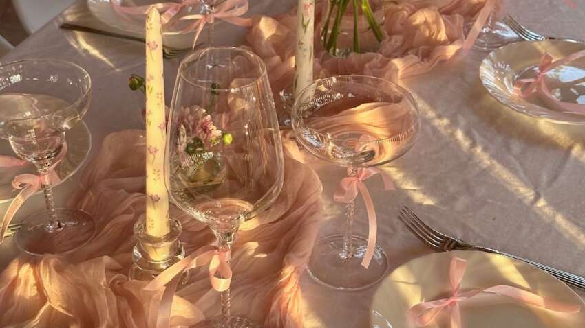 Чи варто святкувати 8 березня: що думають українці та як відзначають у Європі