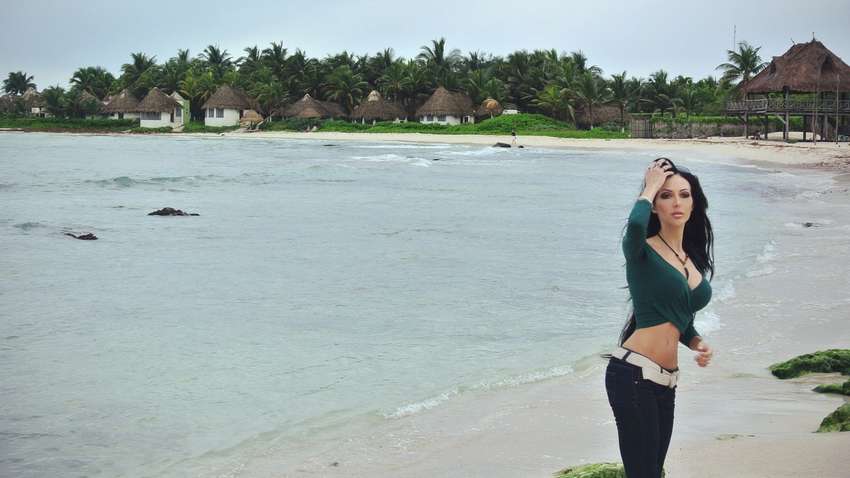 Украинская "Барби" умерла при загадочных обстоятельствах  Украинская "Барби" умерла при загадочных обстоятельствах