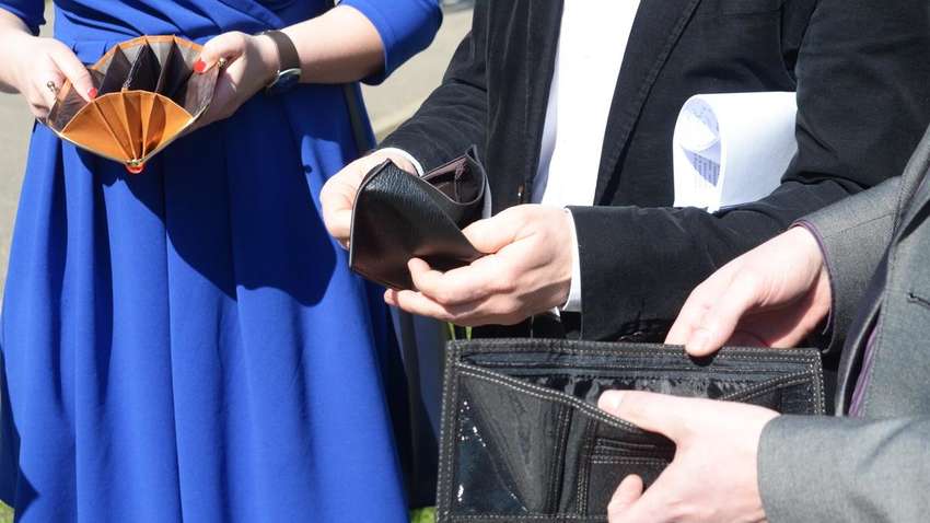 Милованов рассказал, как действовать при задержке зарплат