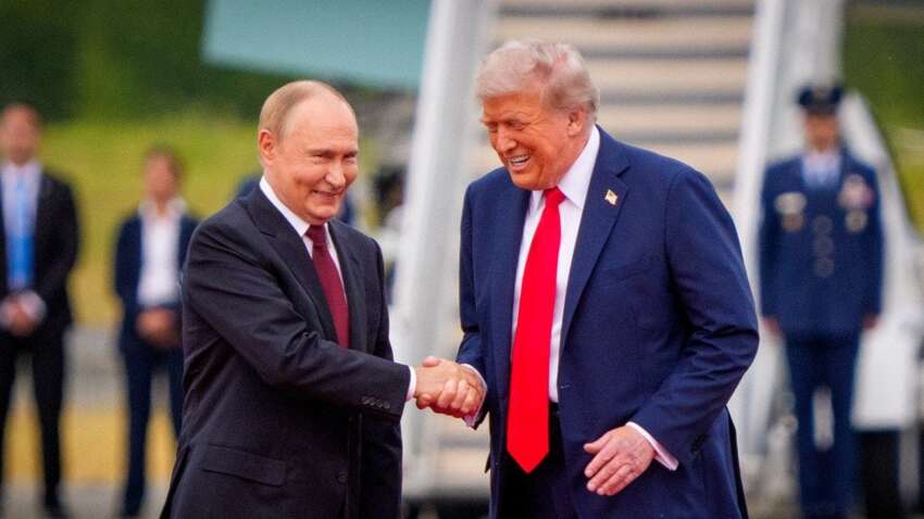 У Британії раптом заявили, що незабаром Путін погодиться розпочати мирні переговори У Британії раптом заявили, що незабаром Путін погодиться розпочати мирні переговори