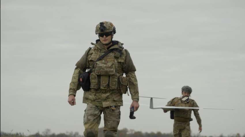 Тарас Тополя і Андрій Хливнюк стали героями україно-німецького документального фільму «Мистецтво на війні»